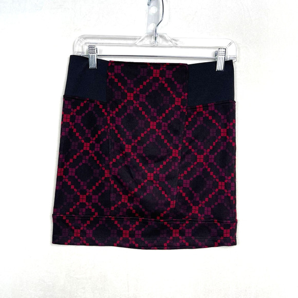 Free People Stretch Skirt‎ Black Purple Pink Comb Pattern, Size Small - Picture 2 of 10
